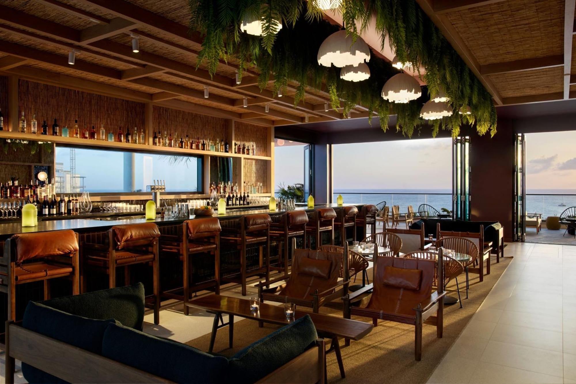 Hotel Indigo Grand Cayman By Ihg West Bay エクステリア 写真