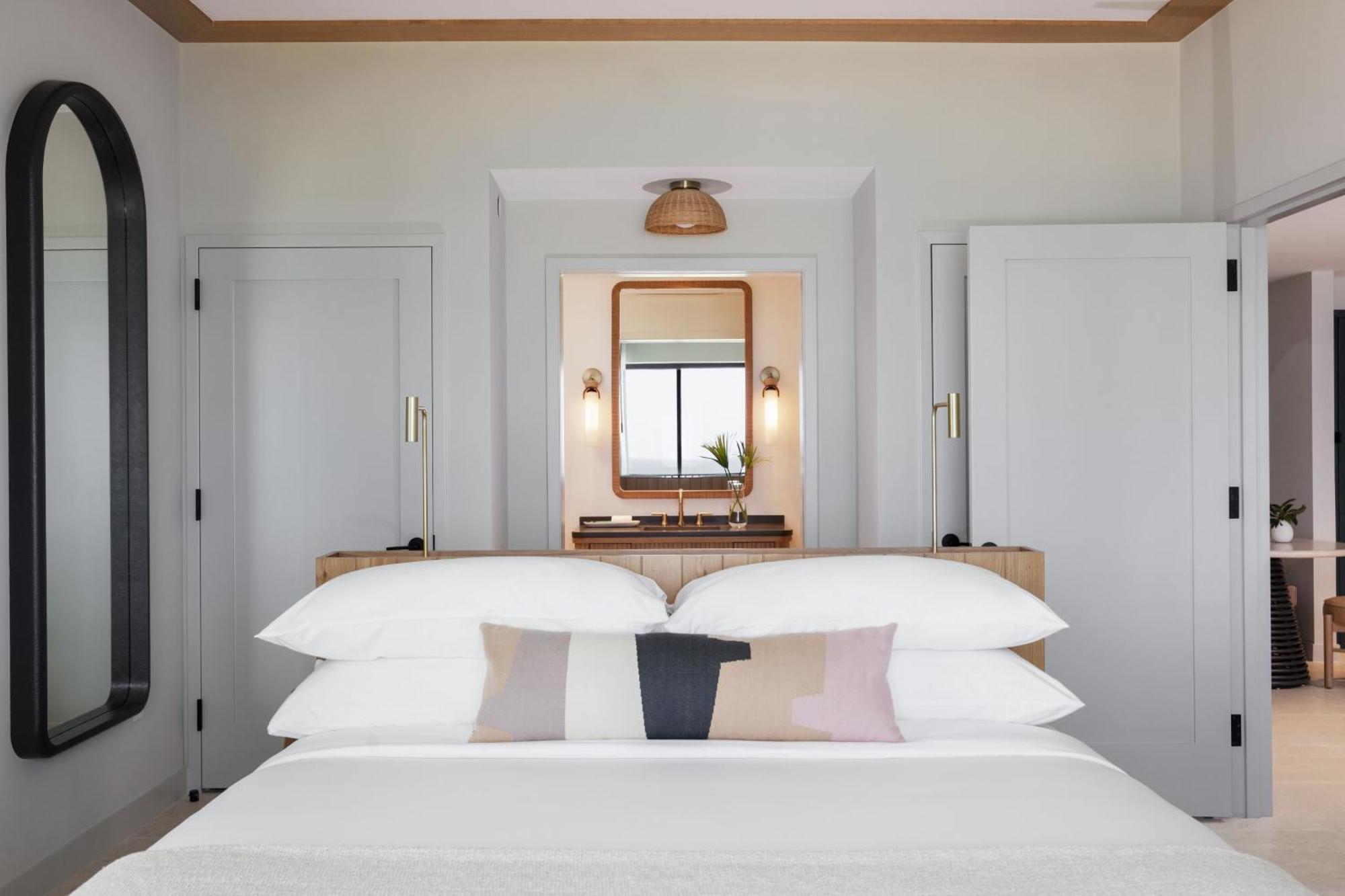 Hotel Indigo Grand Cayman By Ihg West Bay エクステリア 写真