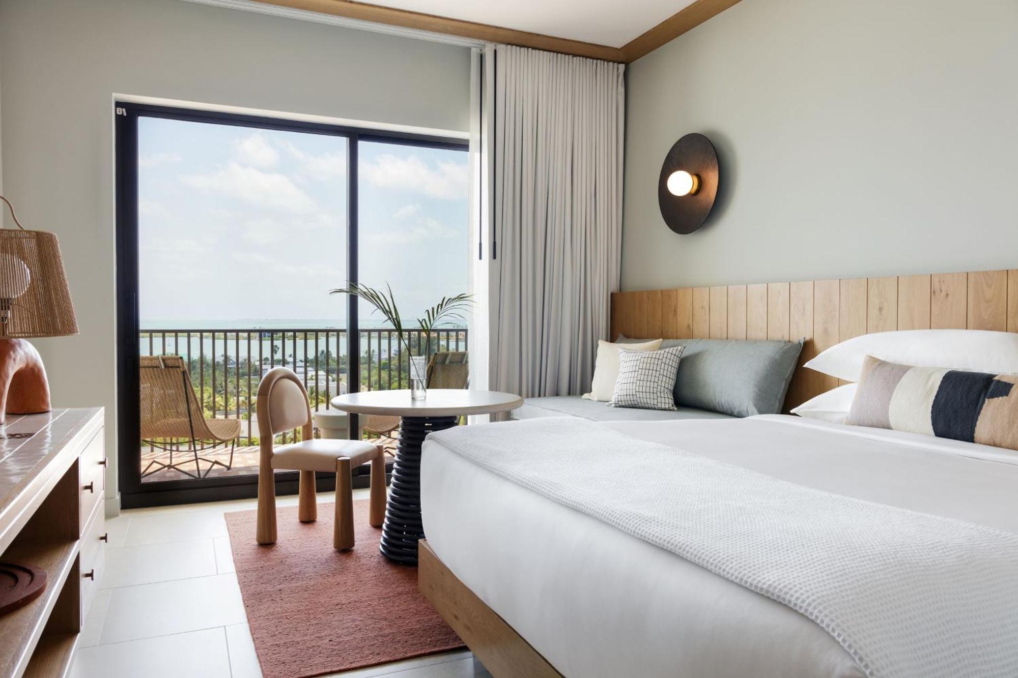 Hotel Indigo Grand Cayman By Ihg West Bay エクステリア 写真